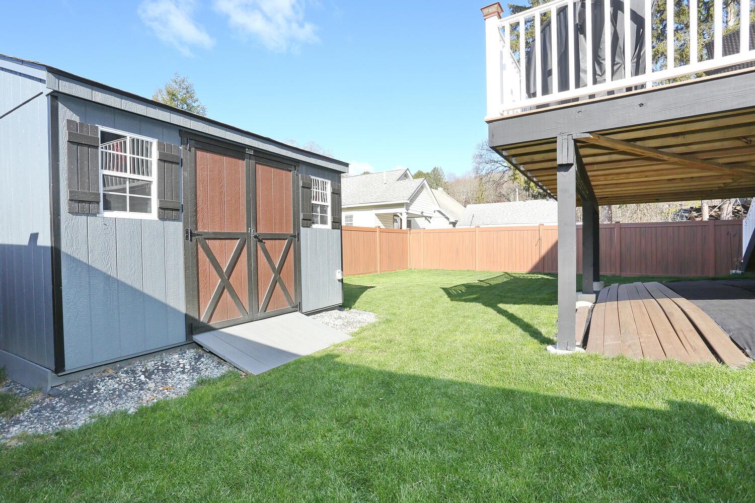 4 Irving Place, Port Jervis, New York image 32
