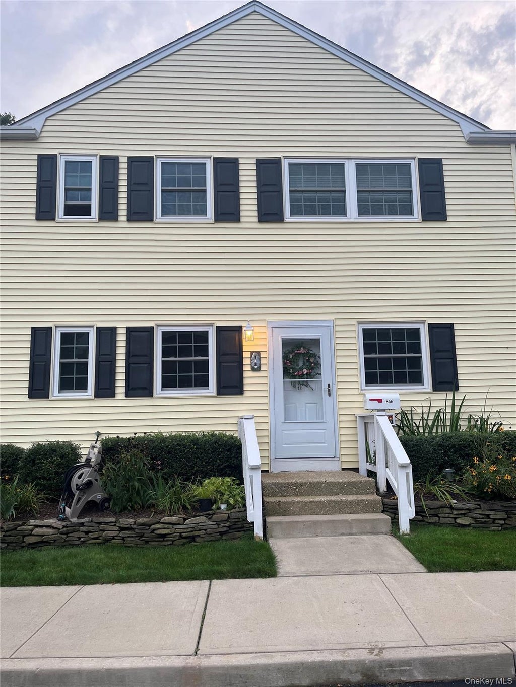 Photo of 866 Village Drive #866, Hauppauge, NY 11788 (MLS # 1057013)