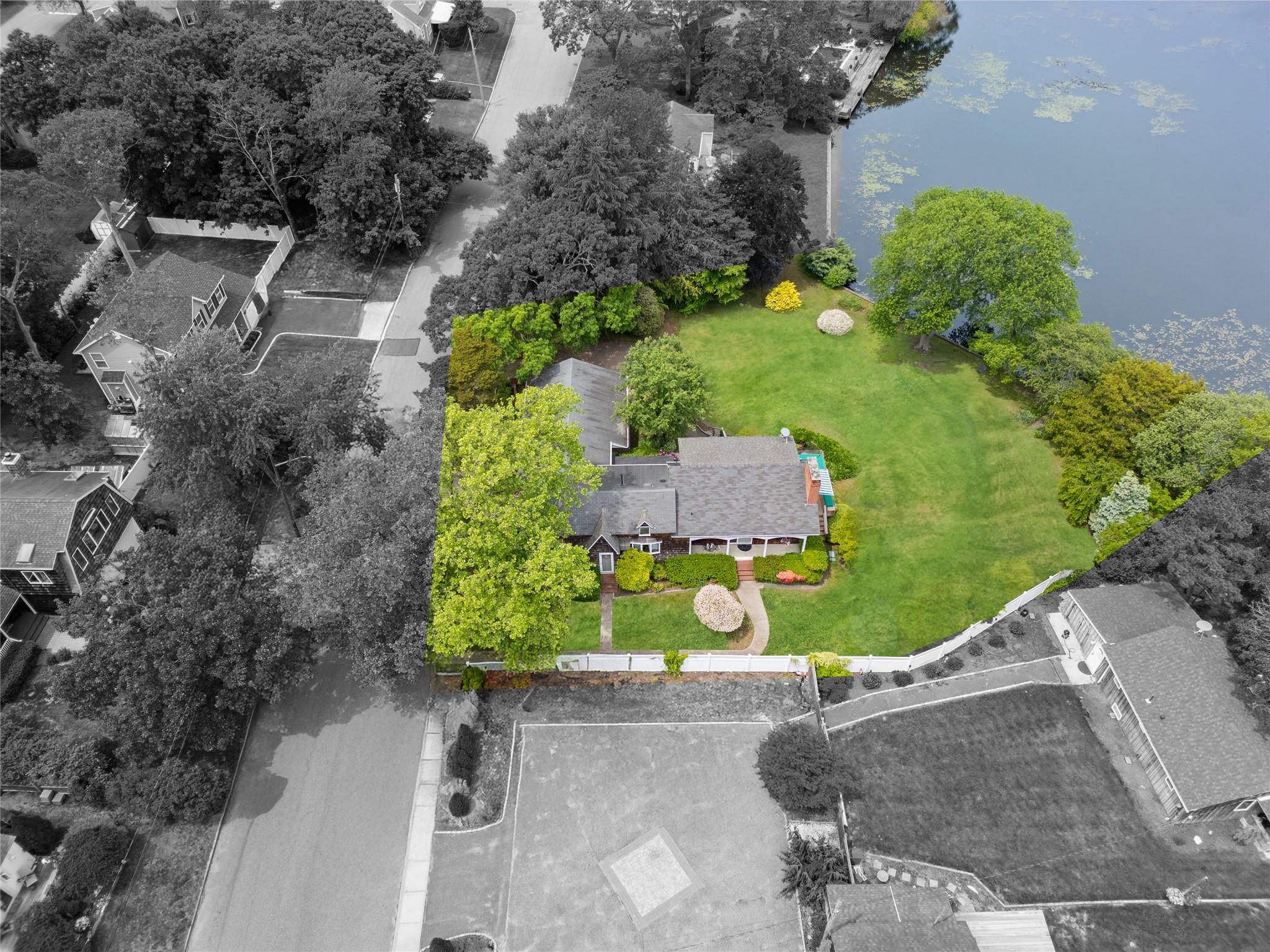 9 Lakeland Avenue, Patchogue, New York image 7