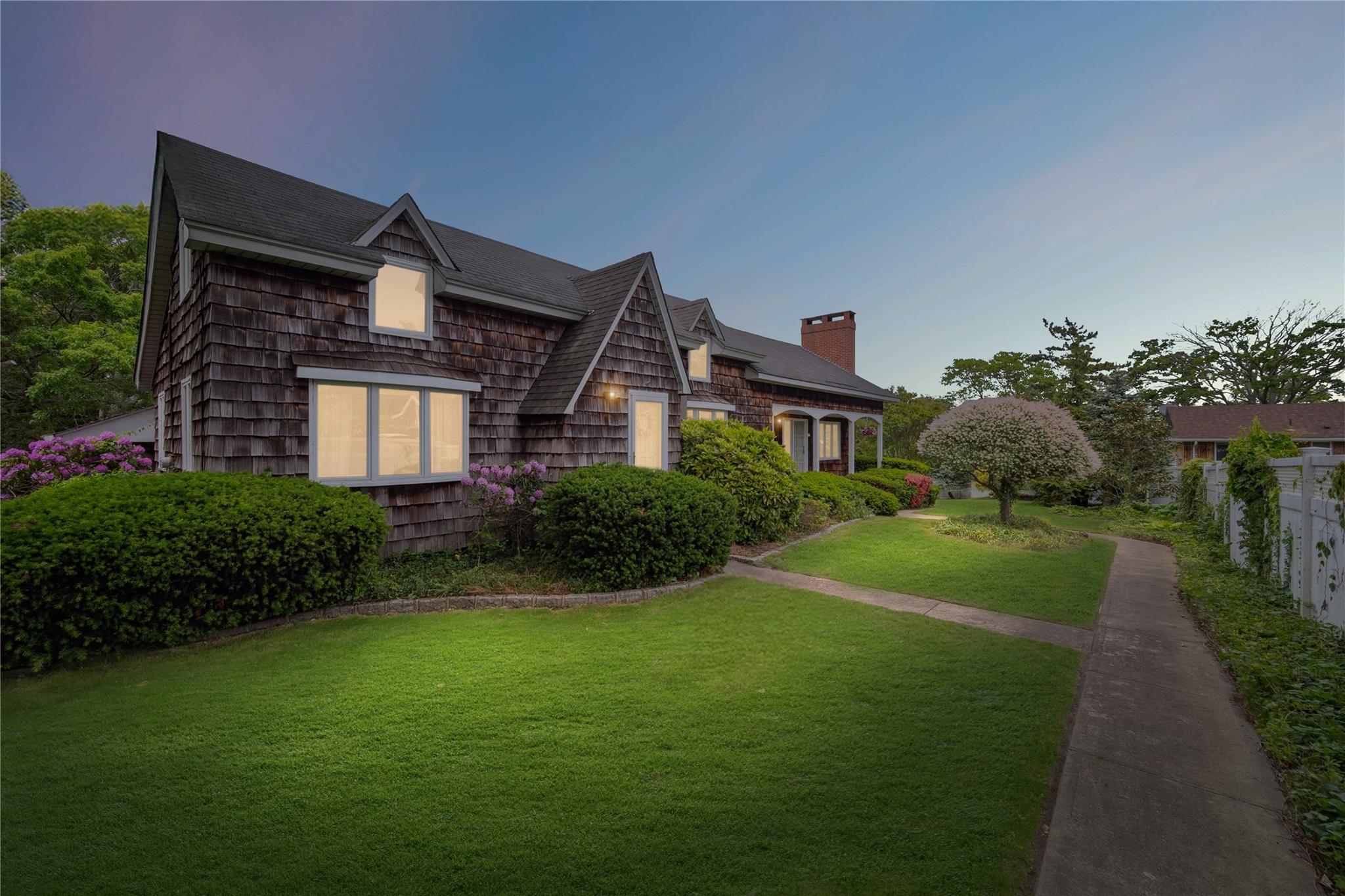9 Lakeland Avenue, Patchogue, New York image 1