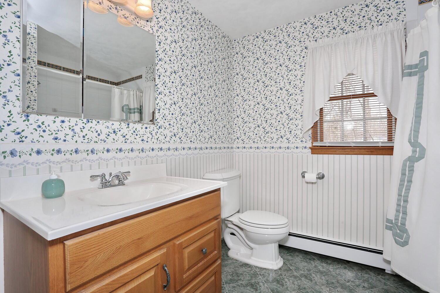 227 W Central Avenue, Pearl River, New York image 26