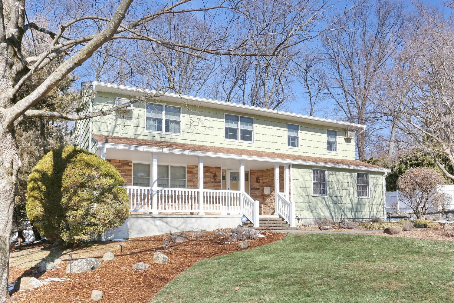 227 W Central Avenue, Pearl River, New York image 2