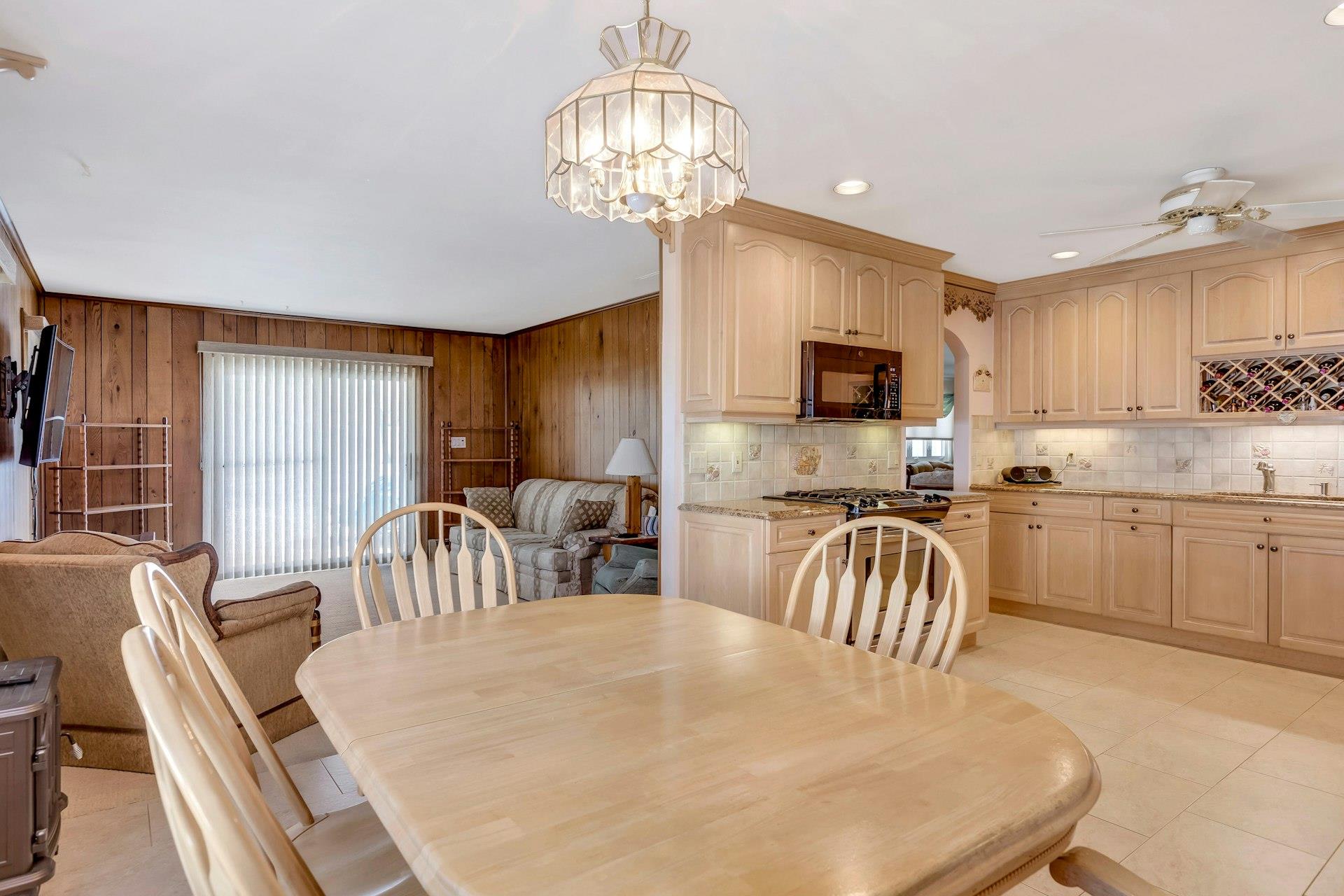 176 Continental Avenue, East Northport, New York image 17