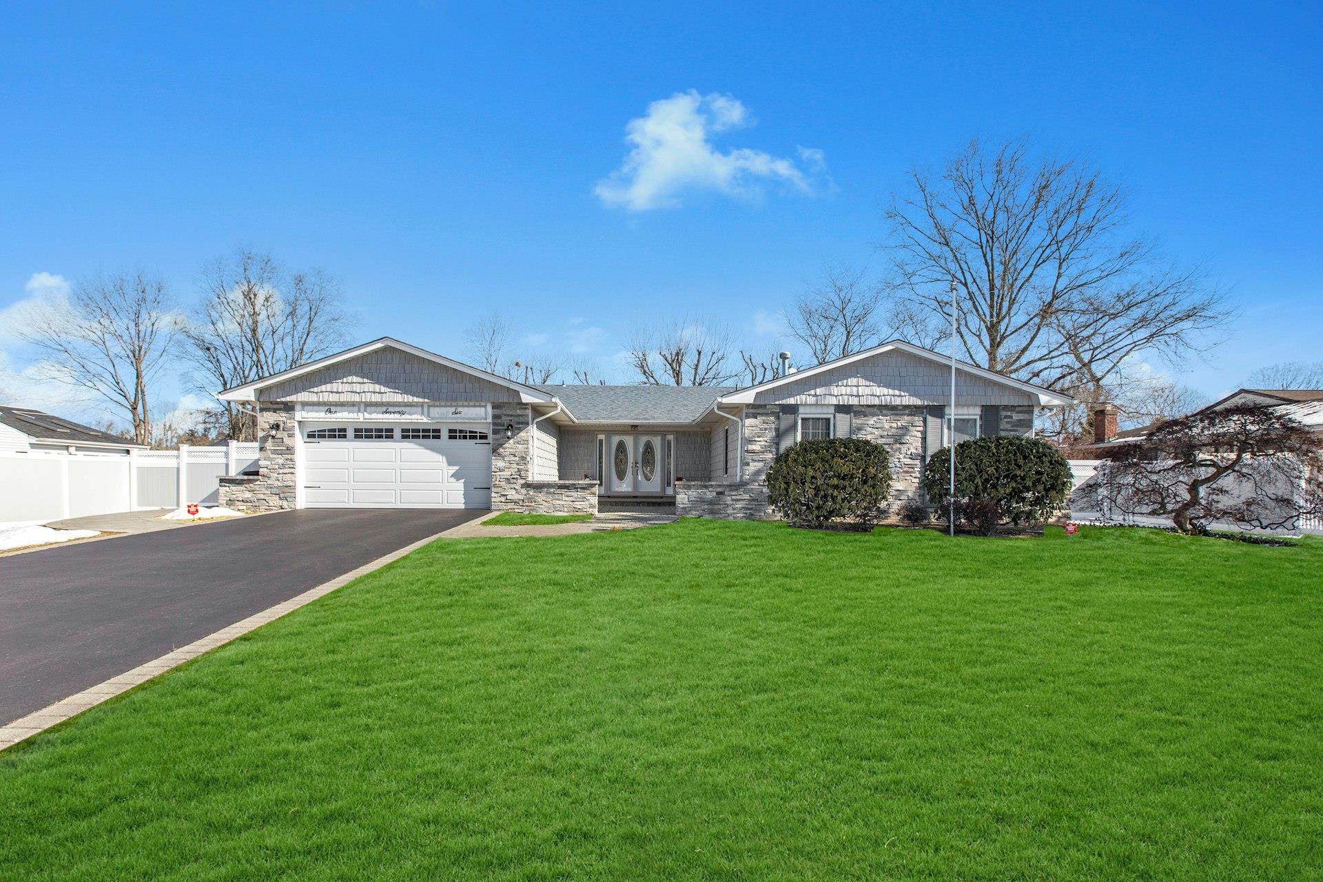 176 Continental Avenue, East Northport, New York image 1