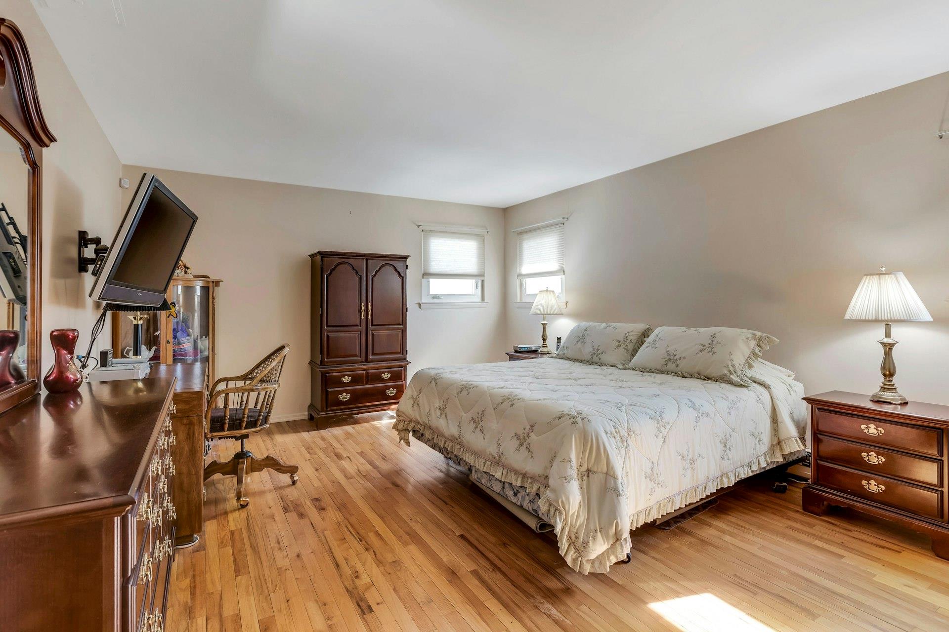 176 Continental Avenue, East Northport, New York image 20