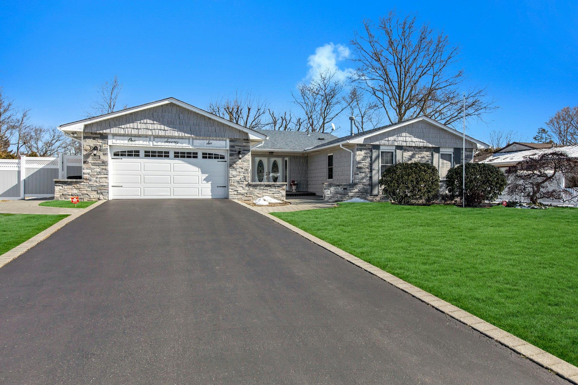 176 Continental Avenue, East Northport, New York image 2