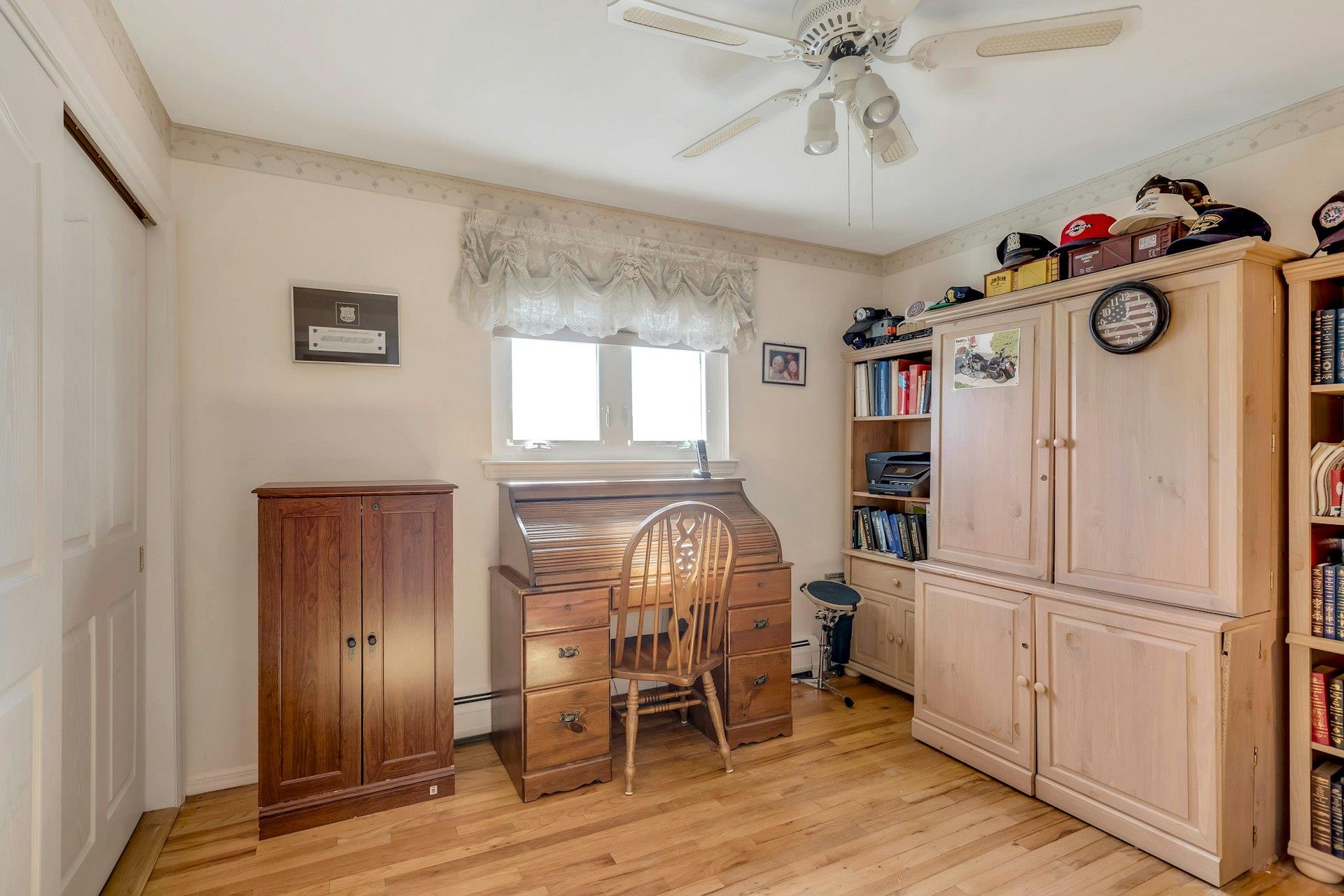176 Continental Avenue, East Northport, New York image 25