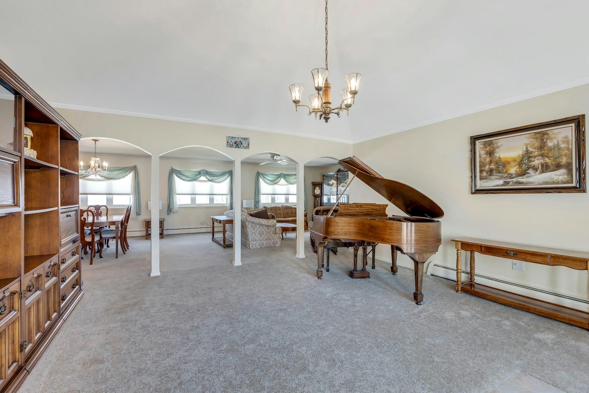 176 Continental Avenue, East Northport, New York image 6