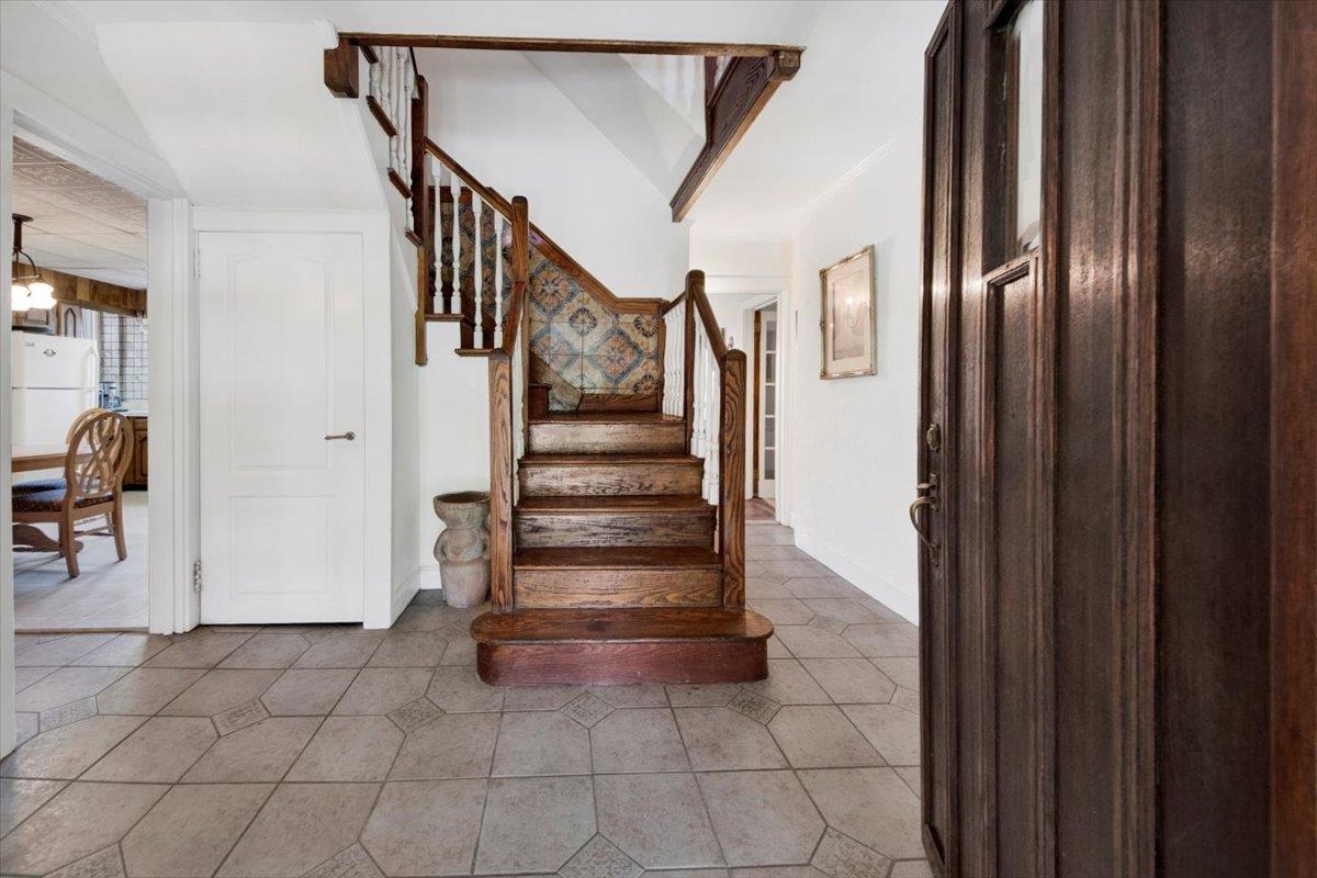 140 Westchester Avenue, Tuckahoe, New York image 4