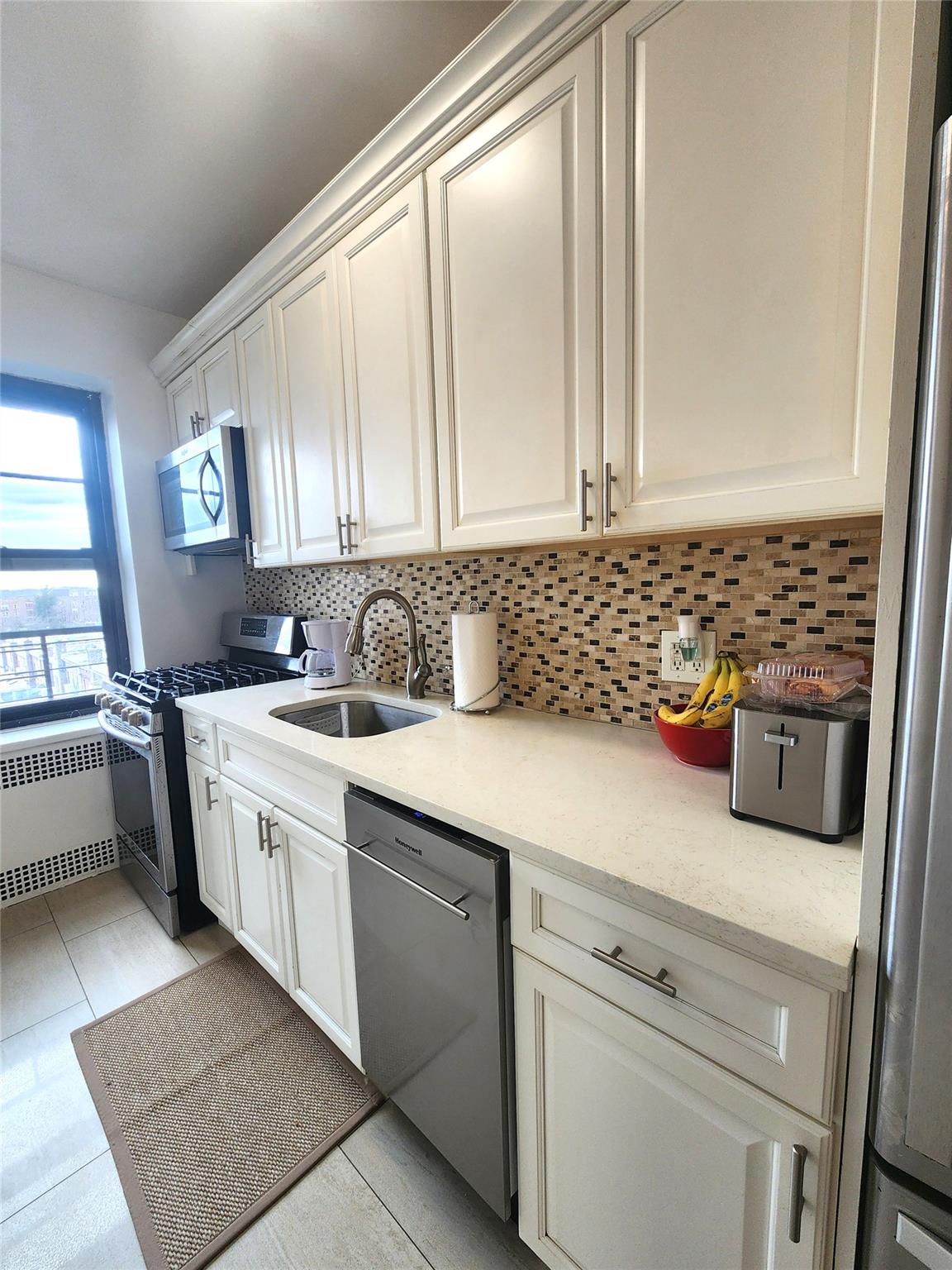 67-76 Booth Street #4I, Forest Hills, New York image 7