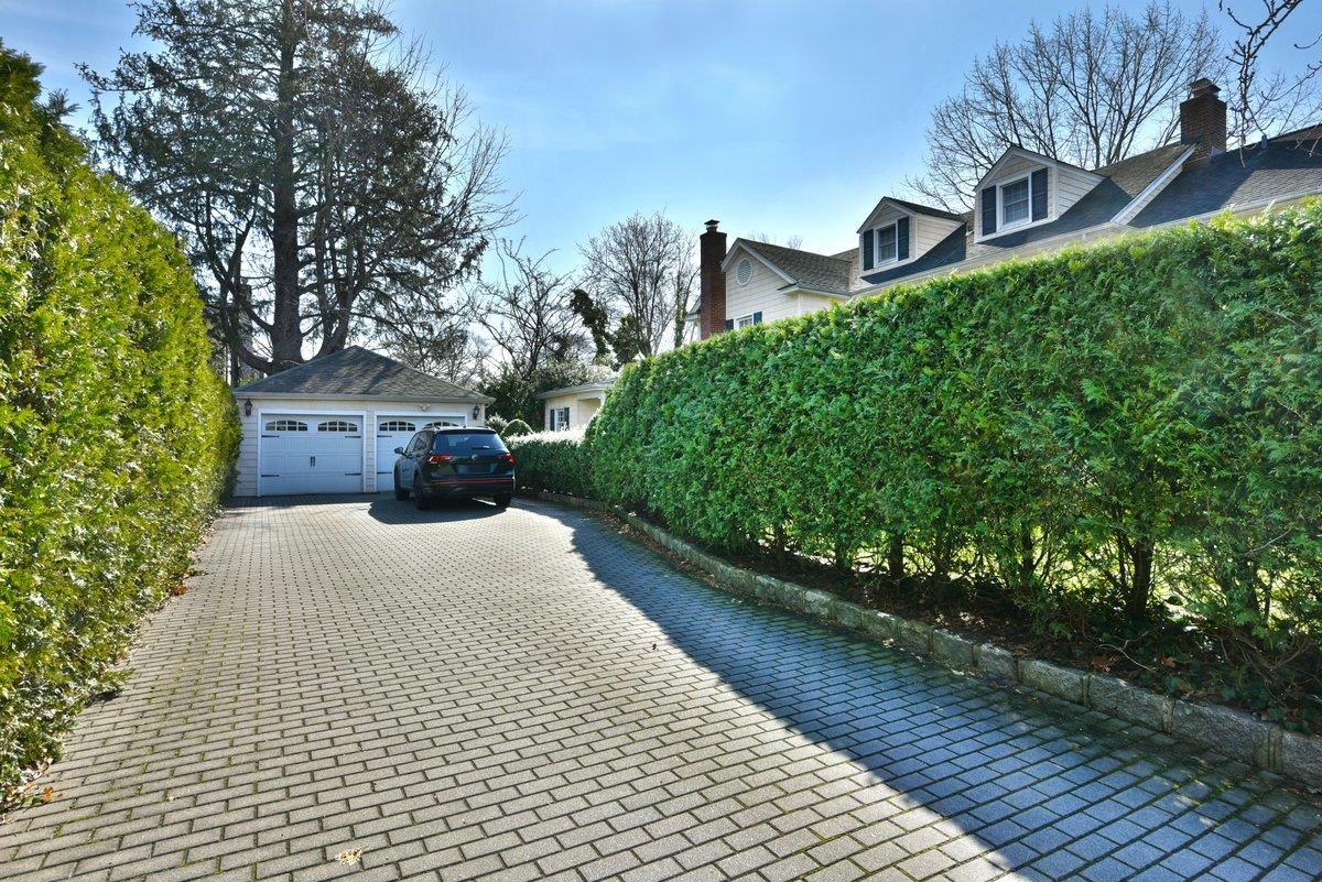 127 S Newmarket Road, Garden City, Florida image 39