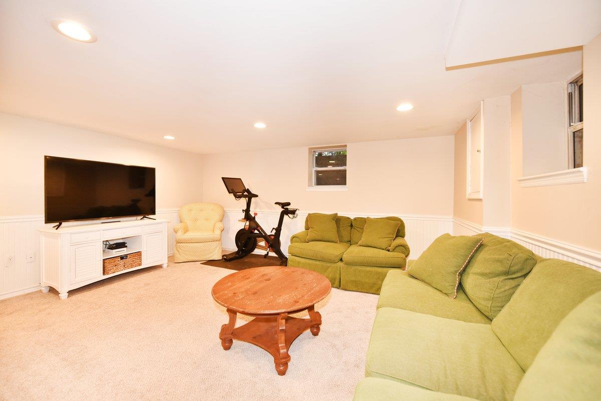 127 S Newmarket Road, Garden City, Florida image 33