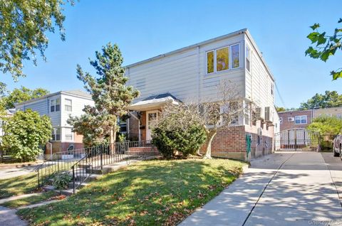 6739 197th Street Fresh Meadows NY 11365