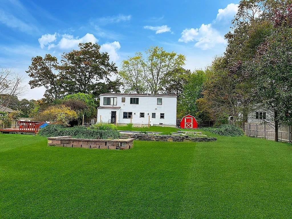 528 Lockwood Drive, Brookhaven, New York image 13