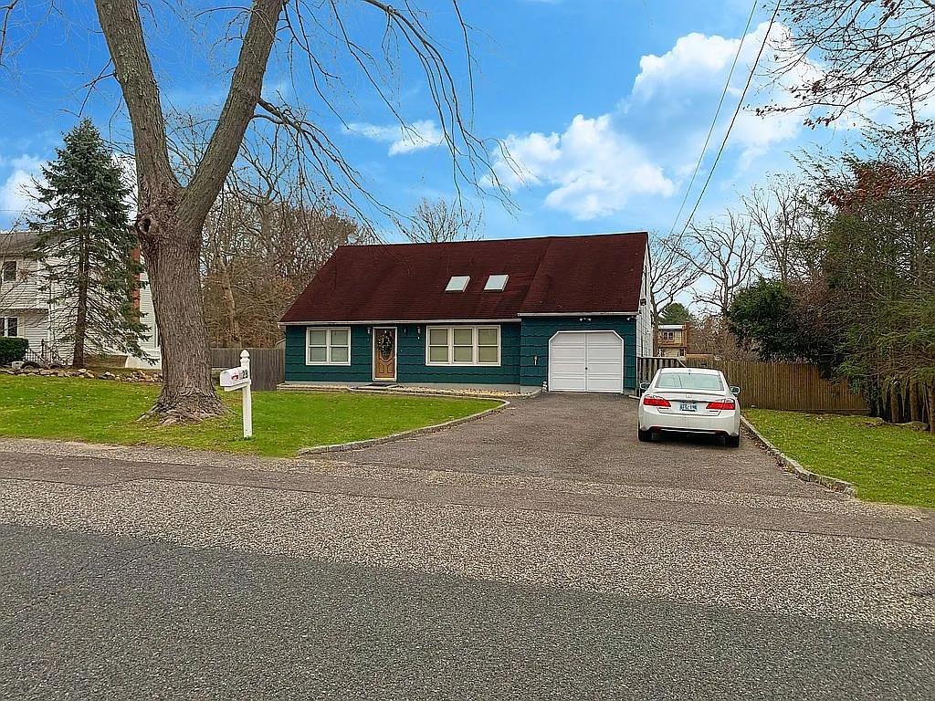 528 Lockwood Drive, Brookhaven, New York image 18