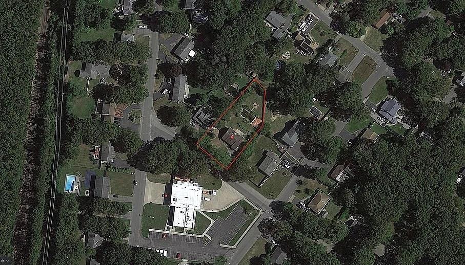 528 Lockwood Drive, Brookhaven, New York image 21