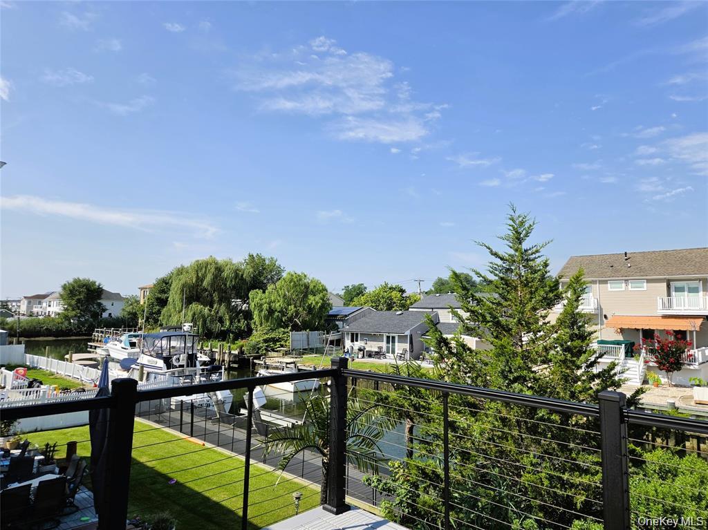 2706 Peconic