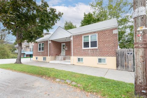 810 Clarence Avenue Bronx NY 10465