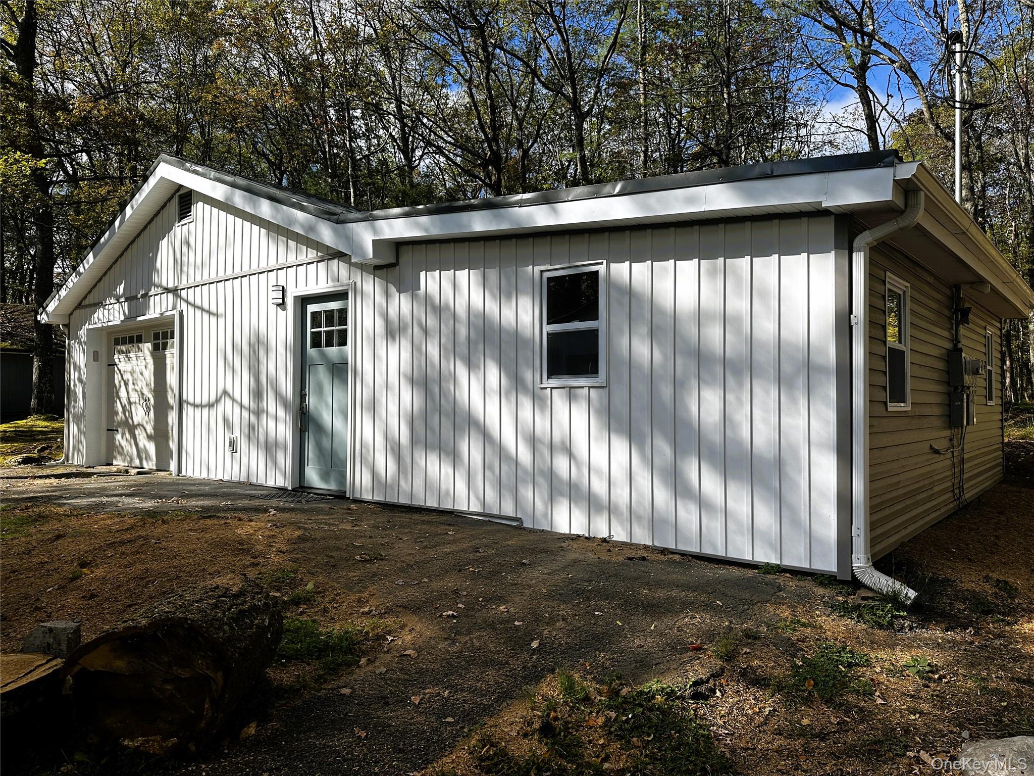 85 Delaware Trail