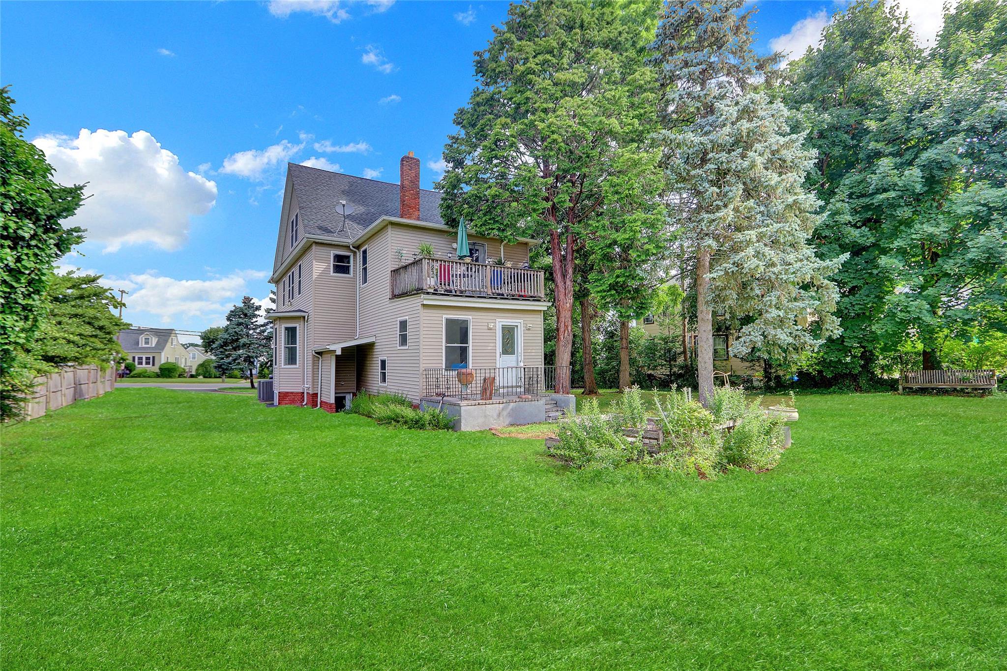 69 Landing Rd