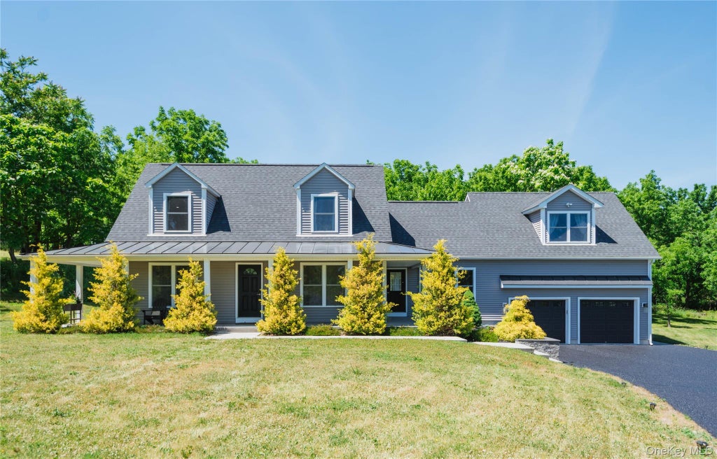 Photo of 5 Rivercrest Lane, Marlboro, NY 12542 (MLS # 1007758)