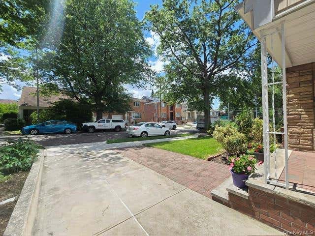 Photo of 24841 Thebes Avenue, Little Neck, NY 11362 (MLS # 1010293)