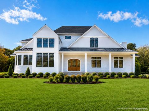 Homes For Sale - 1475 Laurel Avenue<br/> Southold, NY 11971
