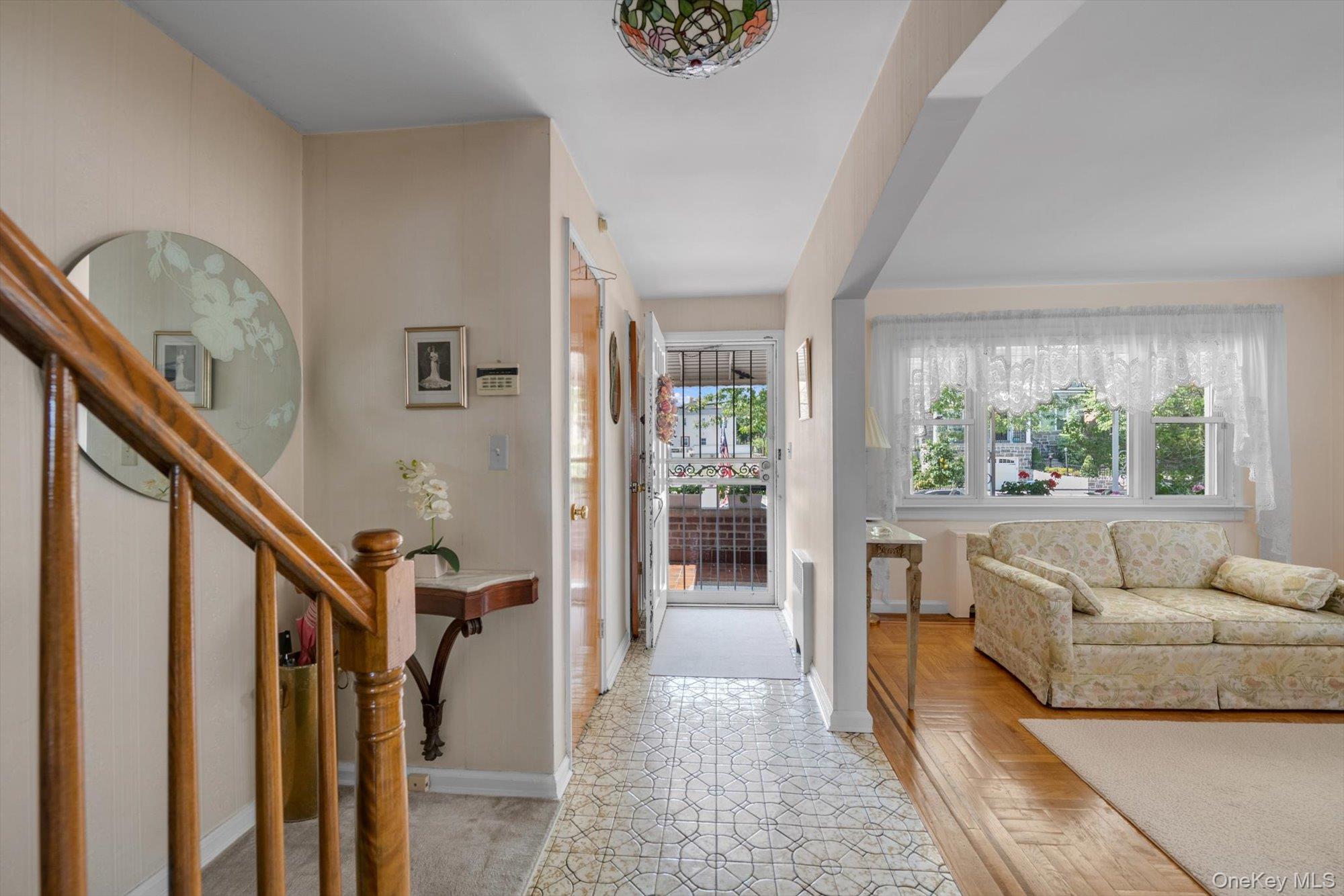 2328 Westerrvelt Avenue