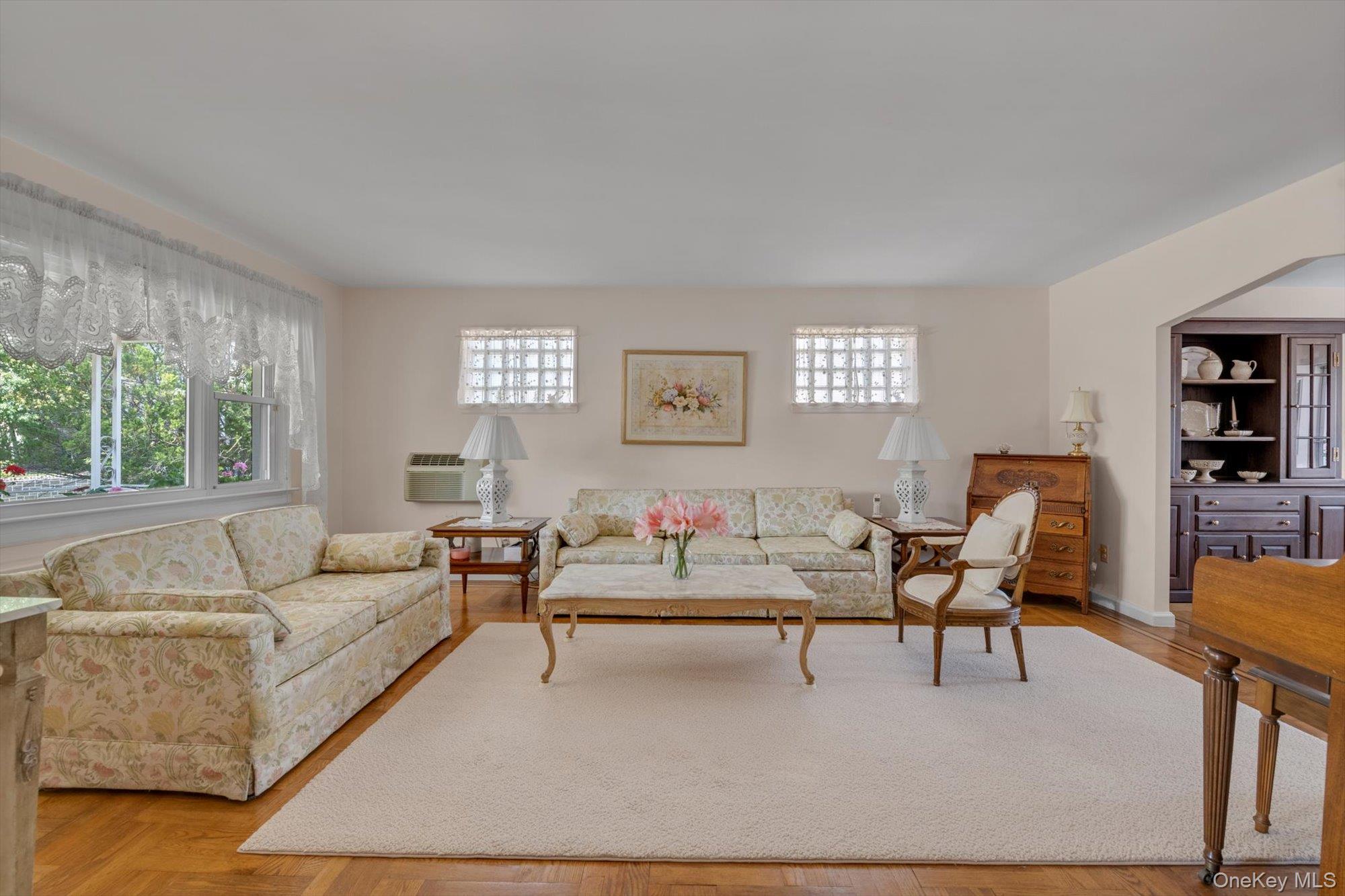 2328 Westerrvelt Avenue