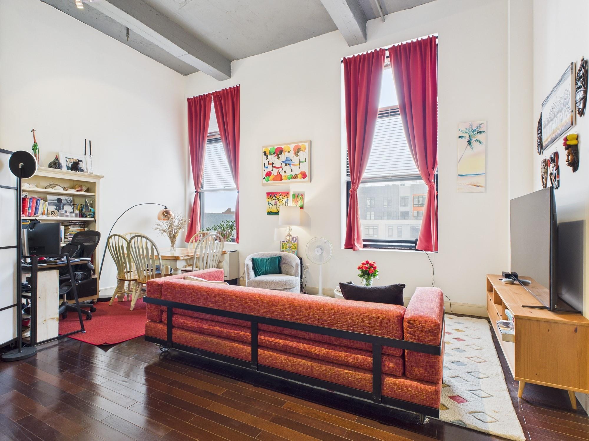 Rental Property at Leroy Place 409, New Rochelle, New York - Bedrooms: 1 
Bathrooms: 1 
Rooms: 2  - $2,500 MO.