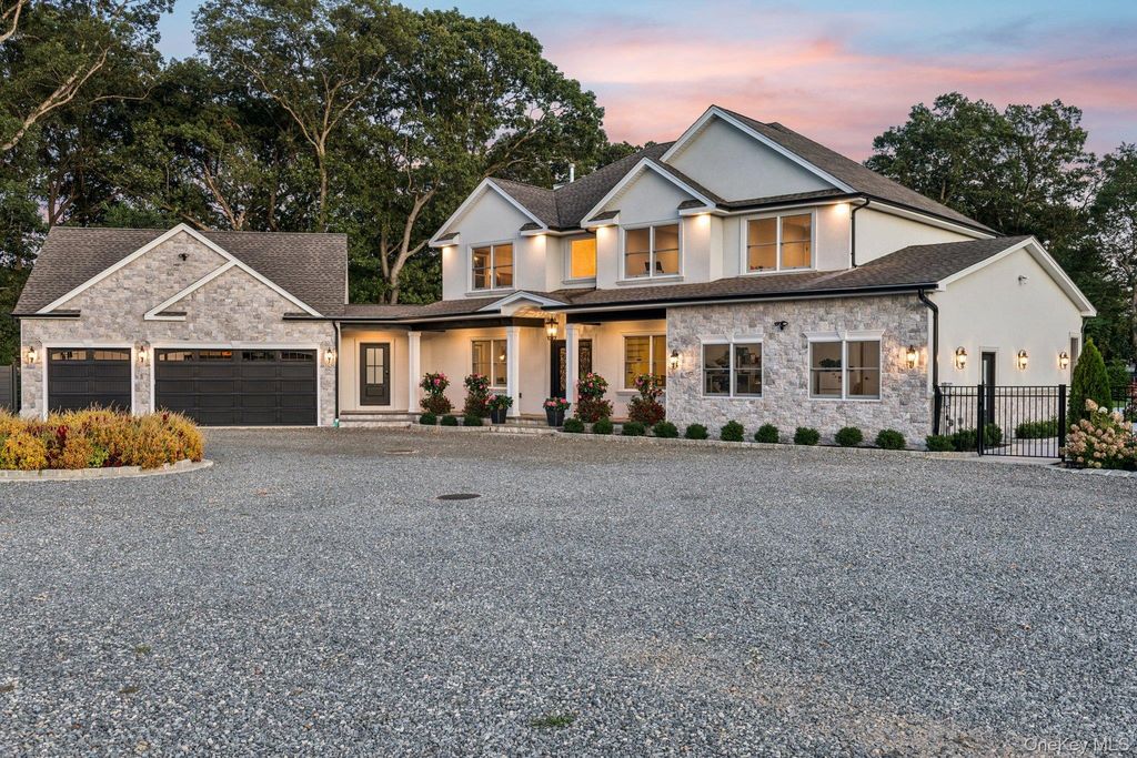 Photo of 260 Clay Pitts Road, East Northport, NY 11731 (MLS # 916640)
