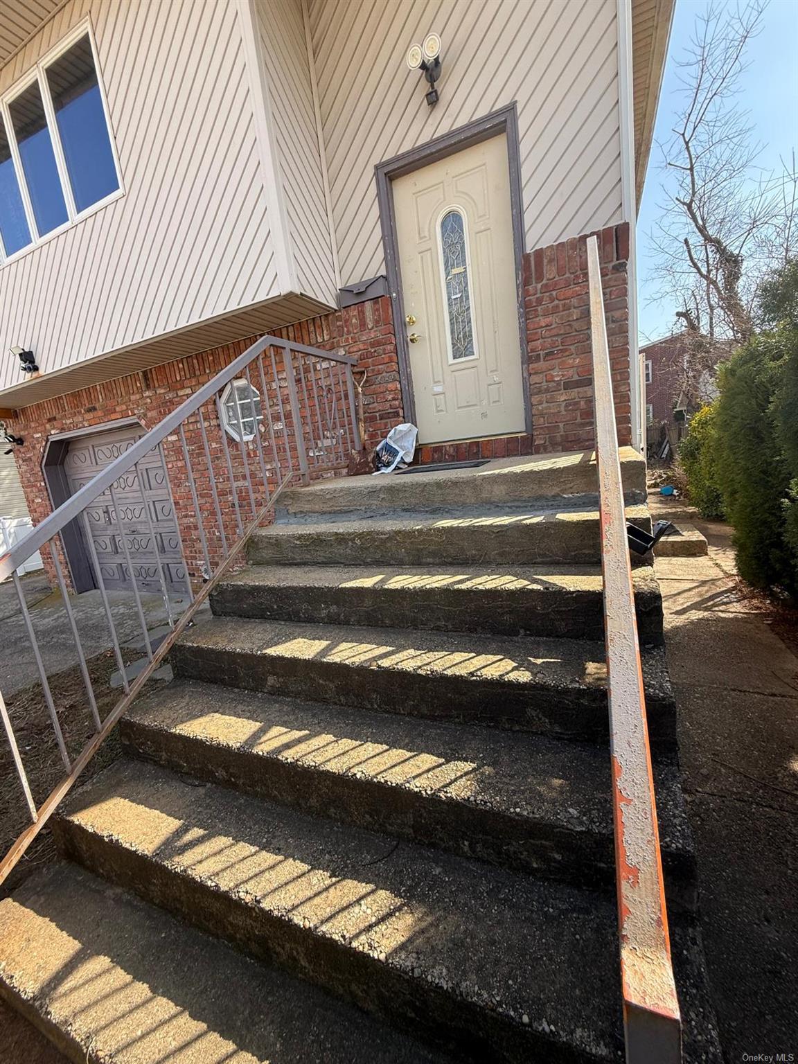 51 Manor Road, Valley Stream, New York image 3