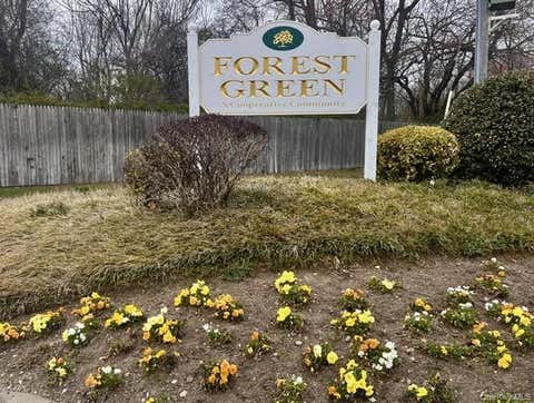Homes For Sale - 2439 Union Blvd. Apt 2a #2A<br/> Islip, NY 11751