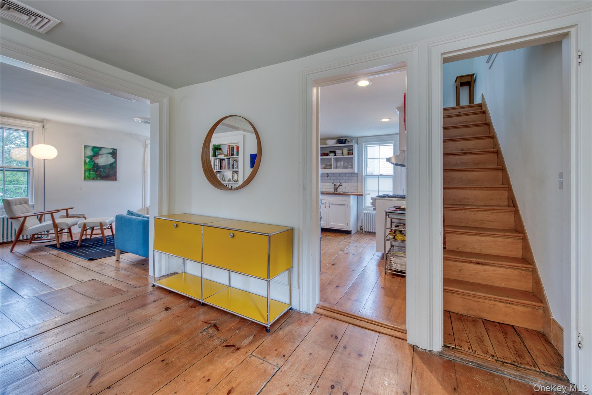1405 Village Lane