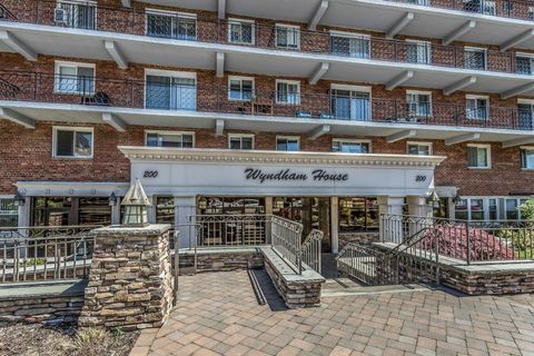 200 Atlantic Avenue Unit 223, Lynbrook, NY 11563 - MLS#: 858086