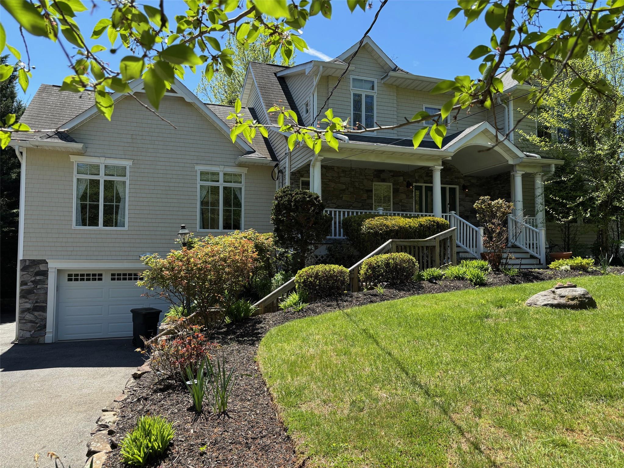 69 Leber Road, Blauvelt, New York image 2