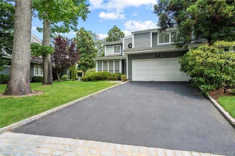 35 Tiffany Circle Manhasset NY 11030