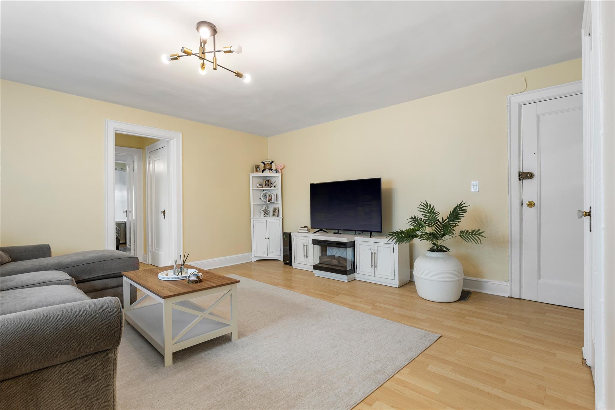 512 Mamaroneck Avenue #D, White Plains, New York image 3