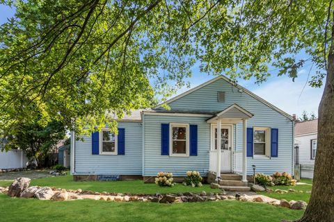 132 Gordon Avenue, Westbury, NY 11590 - MLS#: 895145