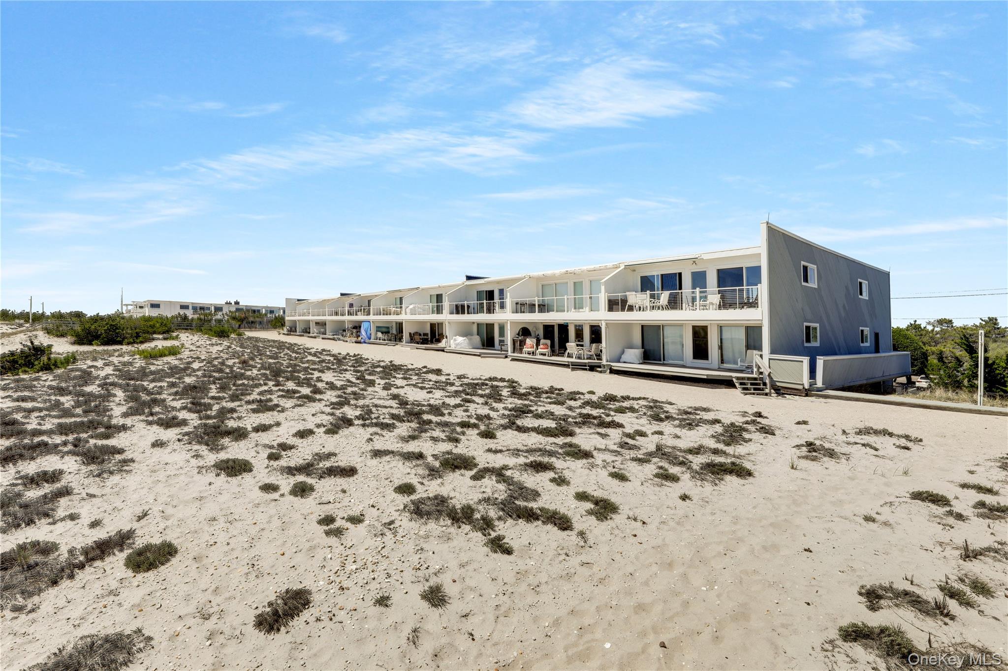 279 Dune Road 2