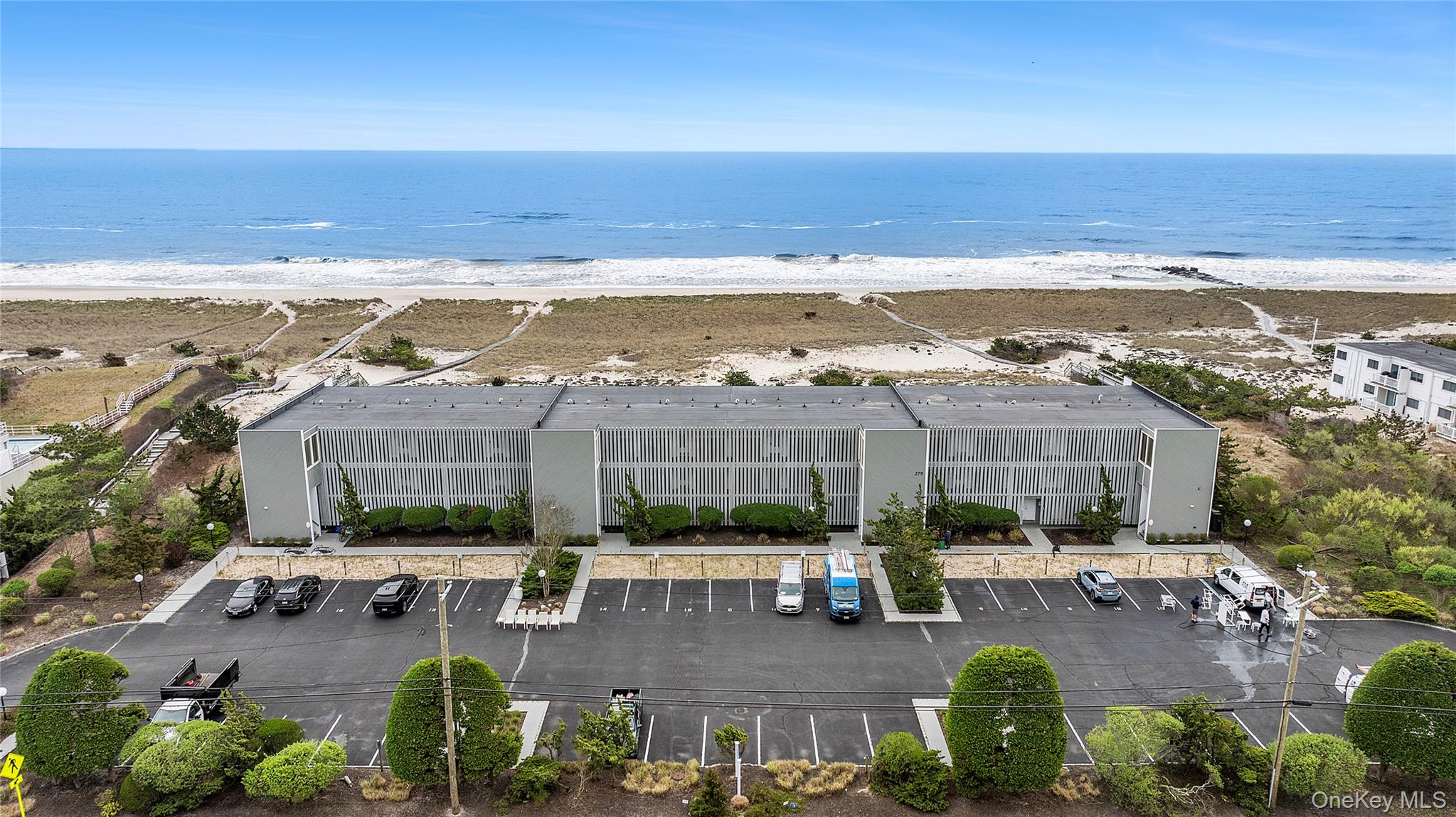 279 Dune Road 2