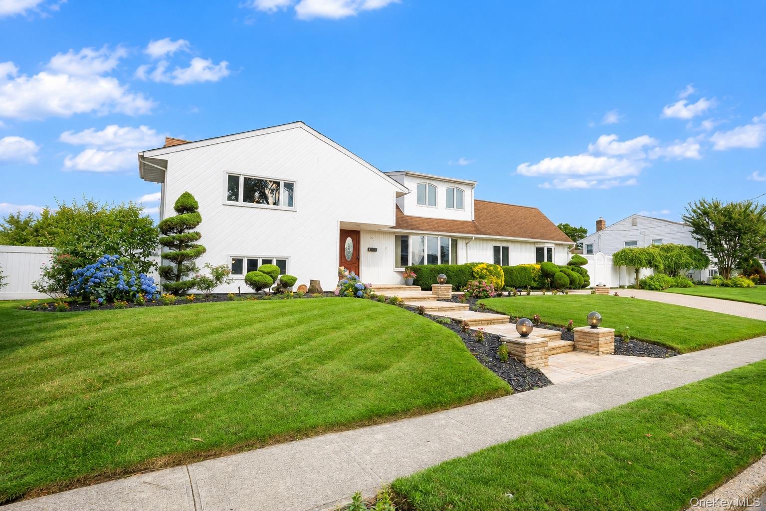 61 Hemlock Lane