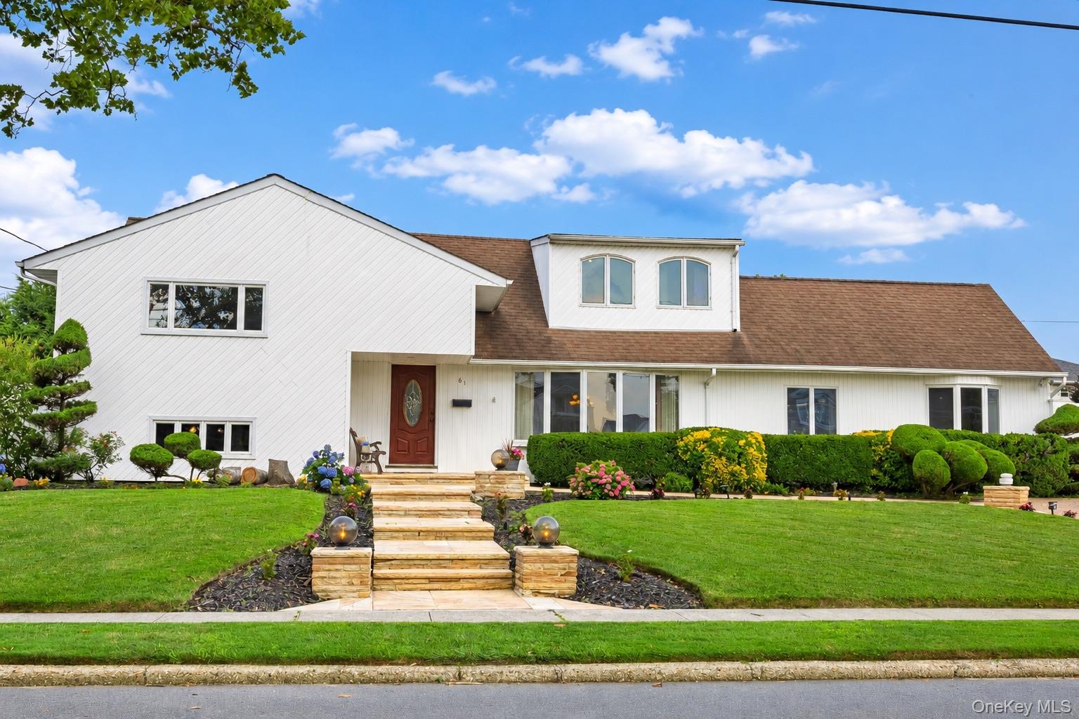 61 Hemlock Lane