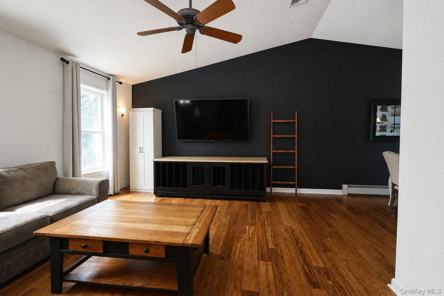 41 Mt Hope Avenue