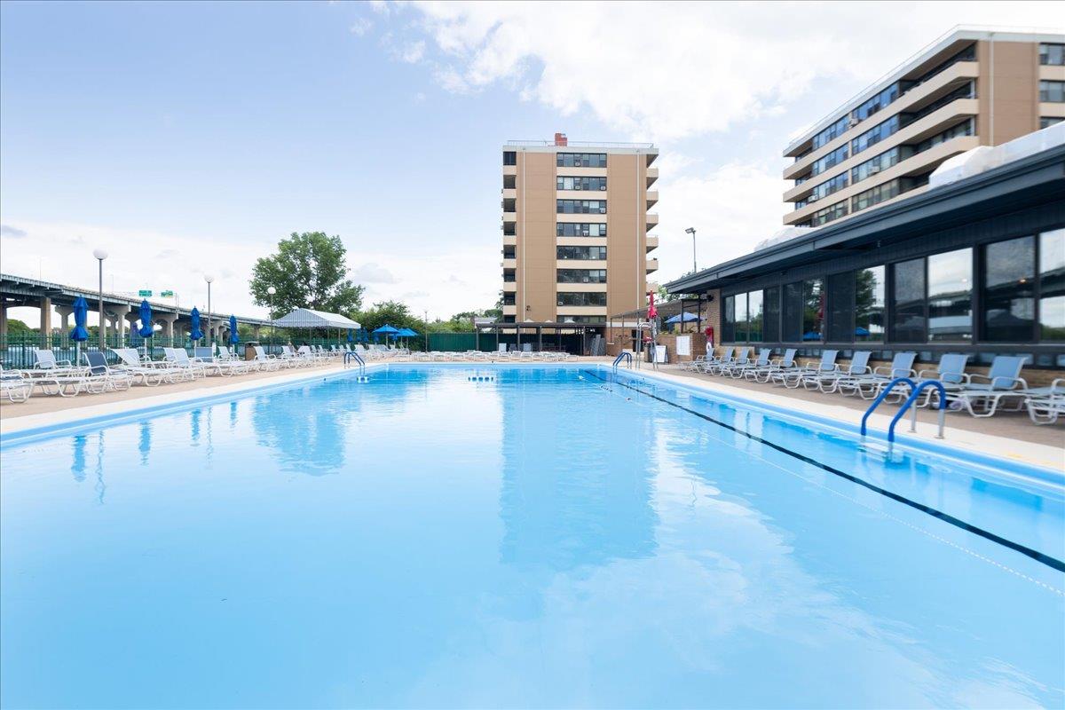 166-26 Powells Cove Boulevard #5D, Whitestone, New York image 18