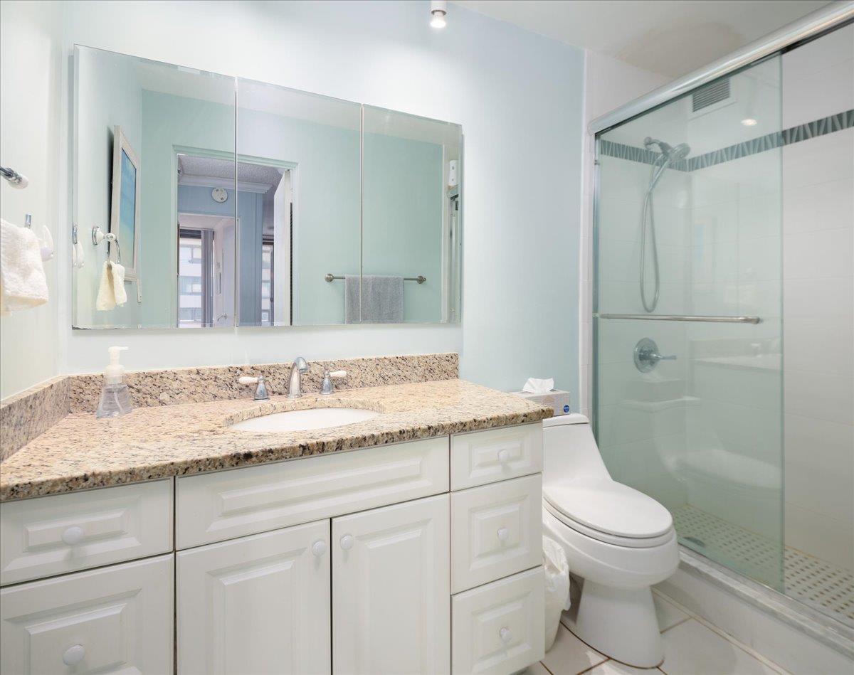 166-26 Powells Cove Boulevard #5D, Whitestone, New York image 7