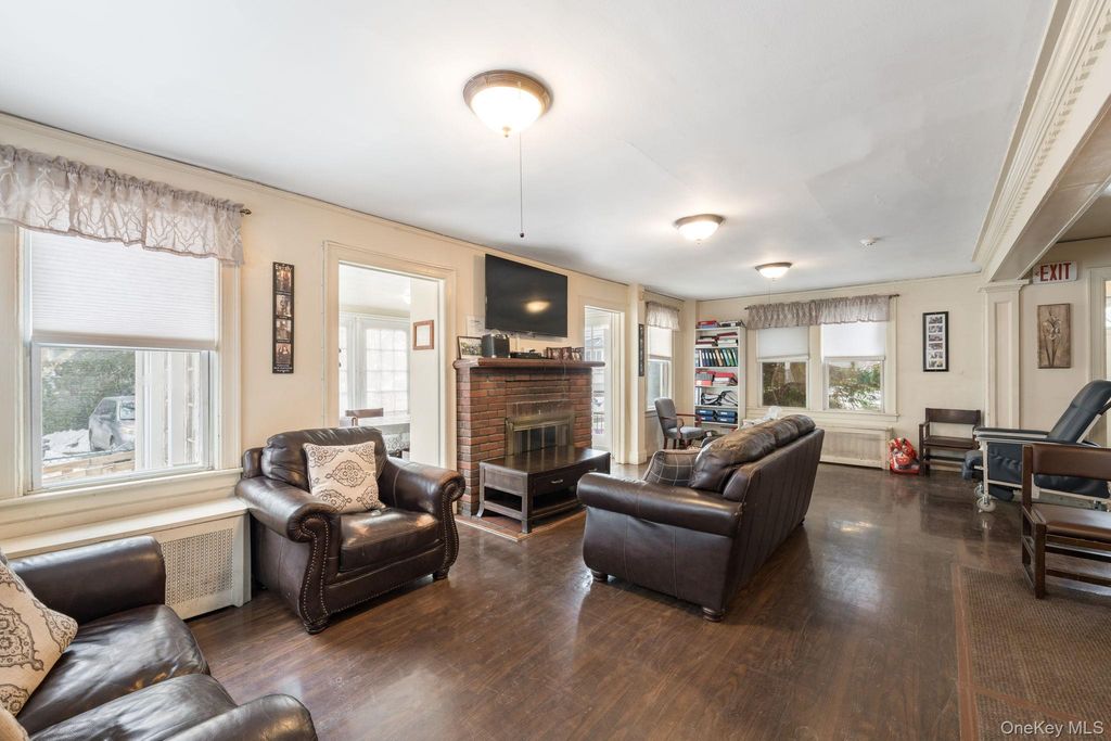 Photo of 1967 Washington Avenue, Seaford, NY 11783 (MLS # 960974)