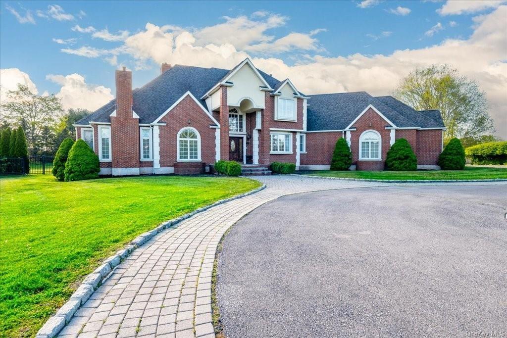 3 Bristol Drive
