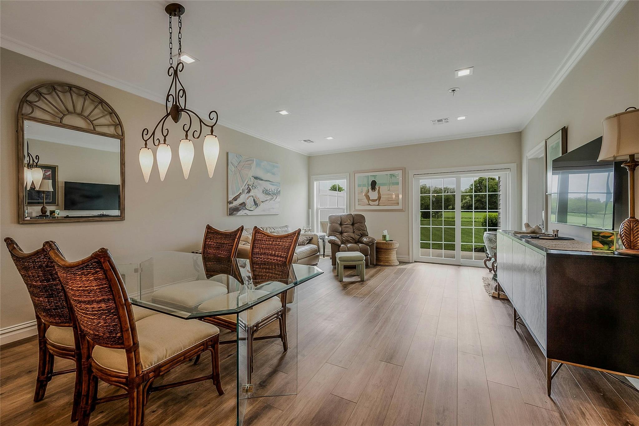 2300 Fox Hill Drive #1101, Calverton, New York image 11