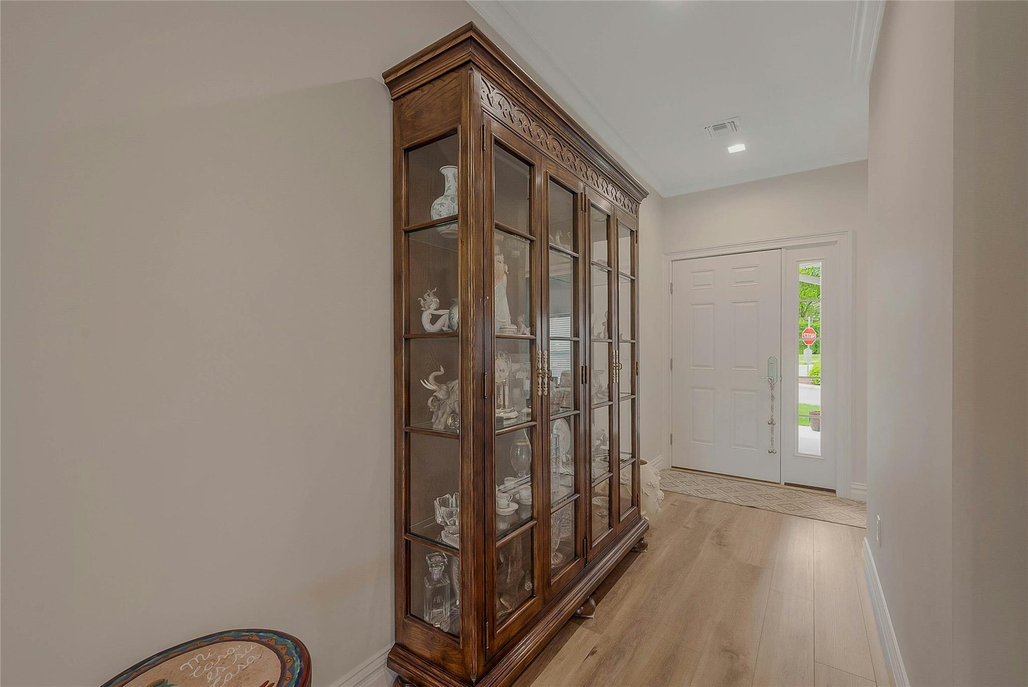 2300 Fox Hill Drive #1101, Calverton, New York image 4